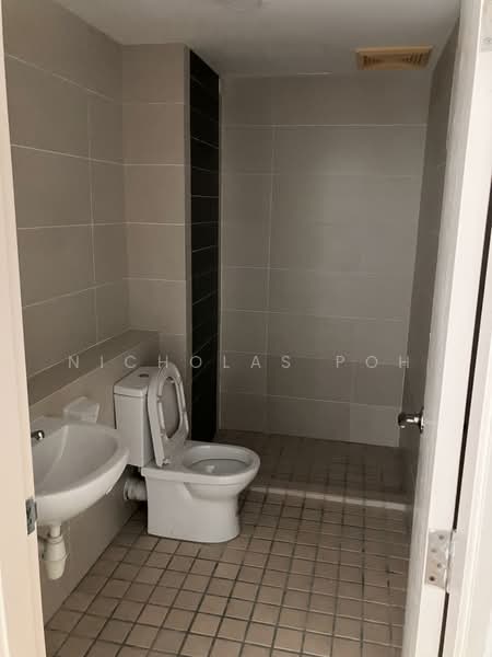 Condominium for Sale at The Haven - Nicholas Poh - Bathroom - PropertyGuru.com.my