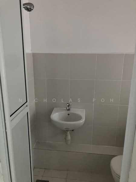 Condominium for Sale at The Haven - Nicholas Poh - Bathroom - PropertyGuru.com.my