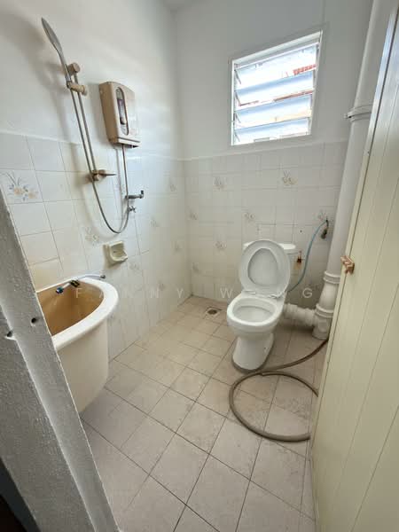 Semi-Detached House for Sale in Taman Brown (Gelugor) - Fanny Wong - PropertyGuru.com.my
