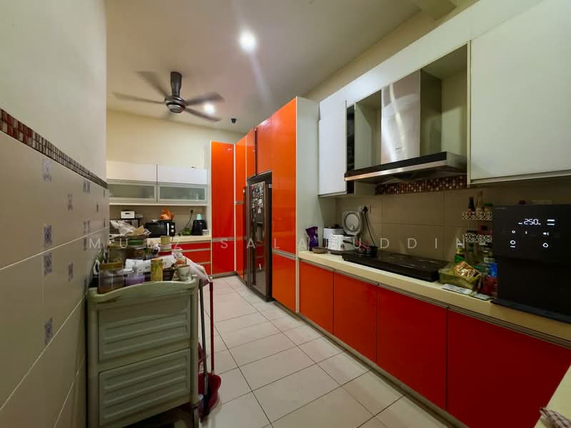 Semi-Detached House for Sale in Alam Damai (Cheras) - Mudz Salahuddin - Kitchen - PropertyGuru.com.my