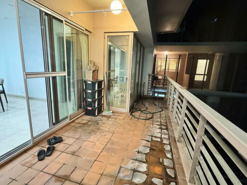 Hampshire Park Condominium untuk Untuk Disewa - RM 9,000 /bulan, Feb 2026 - Balcony - PropertyGuru.com.my