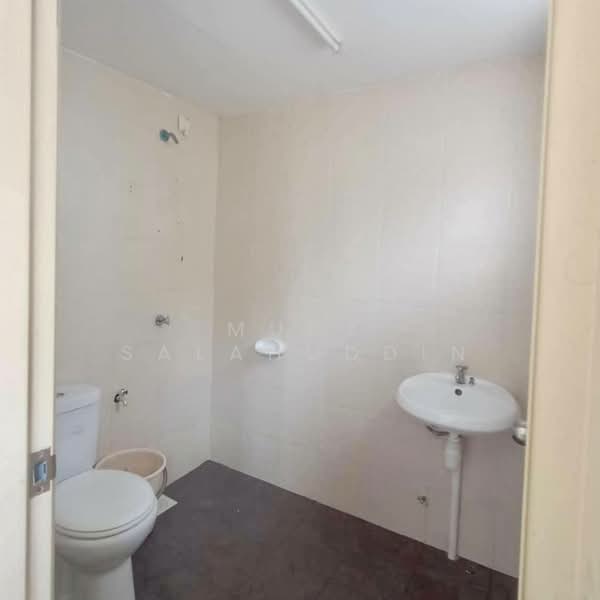 Apartment for Sale at De Palma - Mudz Salahuddin - Bathroom - PropertyGuru.com.my