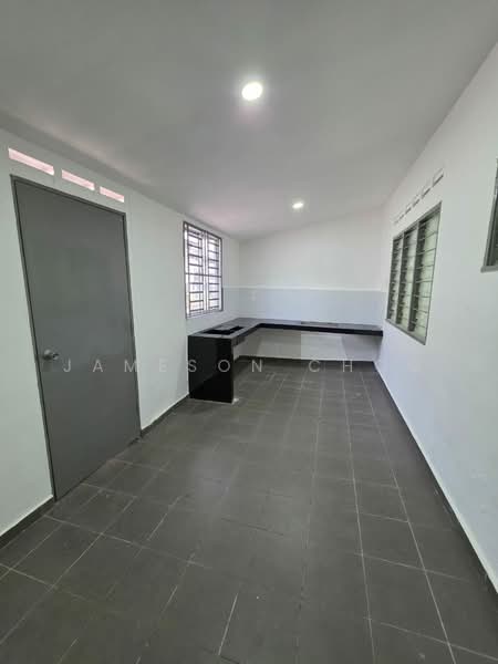 Taman Puteri Wangsa untuk Untuk Dijual - RM 490,000, Feb 2026 - Kitchen - PropertyGuru.com.my