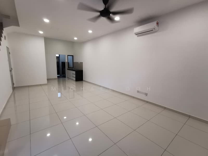 Ruby, Crest@Austin​ untuk Untuk Dijual - RM 798,000, Feb 2026 - Living Room - PropertyGuru.com.my