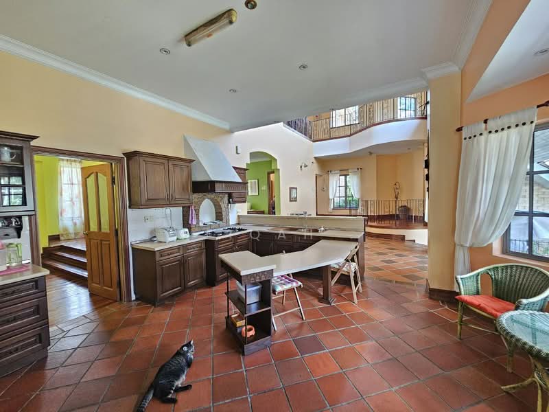 Bungalow for Sale in Country Heights (Kajang) - Afiqah . - Kitchen - PropertyGuru.com.my