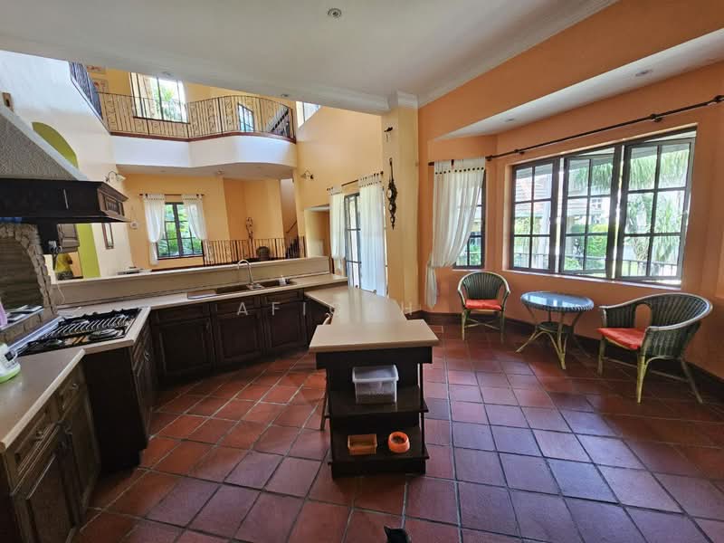 Bungalow for Sale in Country Heights (Kajang) - Afiqah . - Kitchen - PropertyGuru.com.my