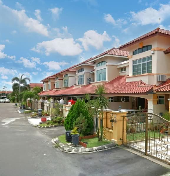 2-storey Terraced House for Sale in Ulu Tiram (Johor) - Kelvin Chop - Exterior - PropertyGuru.com.my