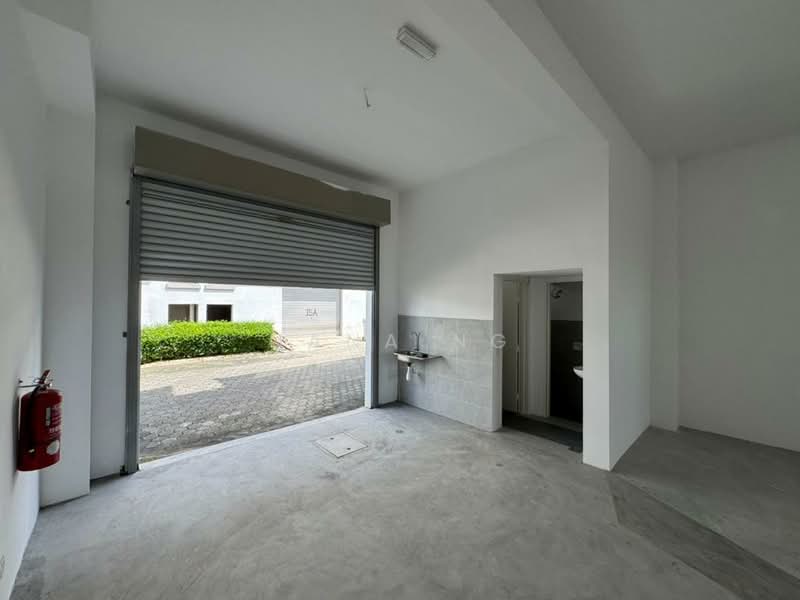 Shop / Office for Sale in Taman Kota Masai (Pasir Gudang) - Nana Ng - Interior - PropertyGuru.com.my