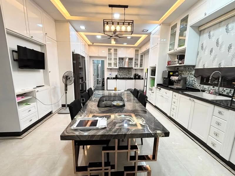 Bungalow for Sale in Country Heights (Kajang) - Abdul Qadir - PropertyGuru.com.my