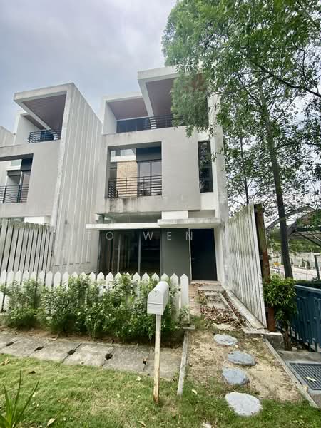 4-storey Terraced House for Rent in Taman Villa Senja (Rawang) - Teo Wen Yi - Exterior - PropertyGuru.com.my