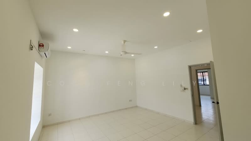 2-storey Terraced House for Sale in Taman Setia Indah (Tebrau) - Coco Feng Lily - Living Room - PropertyGuru.com.my