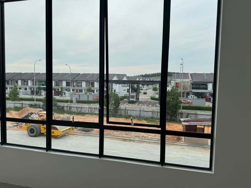 Shop / Office for Rent in Austin Crest (Johor Bahru) - Nana Ng - Exterior - PropertyGuru.com.my
