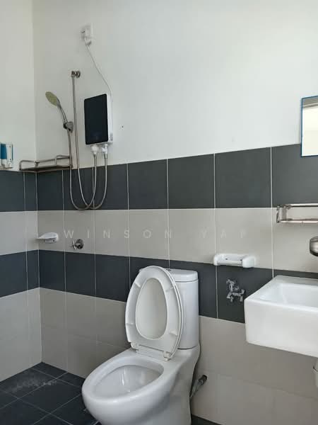 2-storey Terraced House for Rent in Pasir Gudang (Johor) - Winson Yap - Bathroom - PropertyGuru.com.my