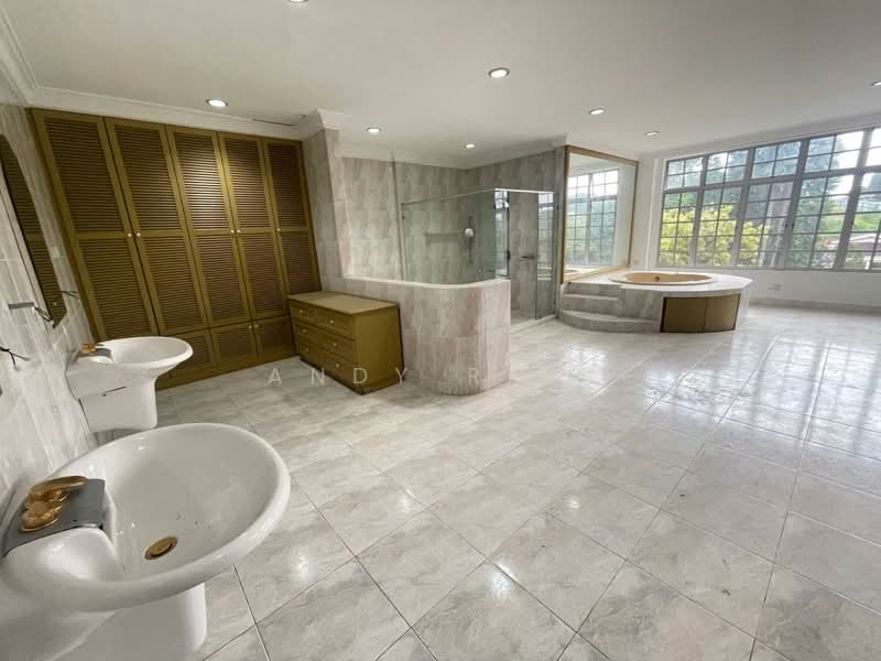 Bungalow for Sale in Bukit Tunku (Kenny Hills) (Kuala Lumpur) - Andy Riki - Bathroom - PropertyGuru.com.my