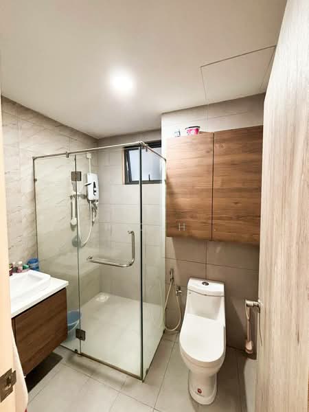 Condominium for Sale at The Holmes 2 - Afiqah . - Bathroom - PropertyGuru.com.my