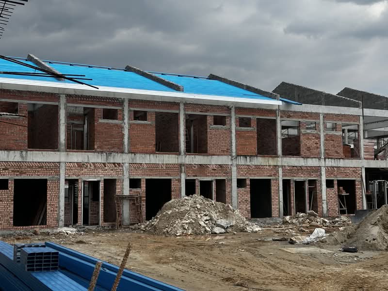 Rumah Teres 2-Tingkat untuk Dijual di Cyberjaya (Selangor) - Aiman Samsul - Exterior - PropertyGuru.com.my