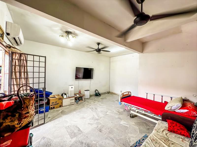 Terraced House for Sale in Subang Jaya (Selangor) - Afiqah . - Bedroom - PropertyGuru.com.my