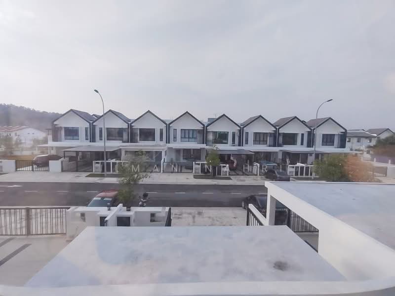 2-storey Terraced House for Sale in Alam Sari (Bangi) - Ilman Nahri - Exterior - PropertyGuru.com.my