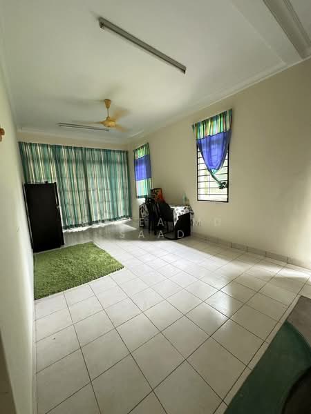2-storey Terraced House for Sale in Presint 14 (Putrajaya) - Sofea Md Saad - Living Room - PropertyGuru.com.my