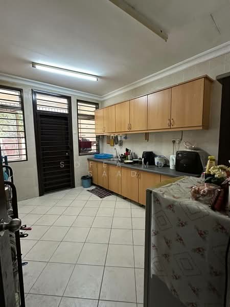 2-storey Terraced House for Sale in Presint 14 (Putrajaya) - Sofea Md Saad - Kitchen - PropertyGuru.com.my