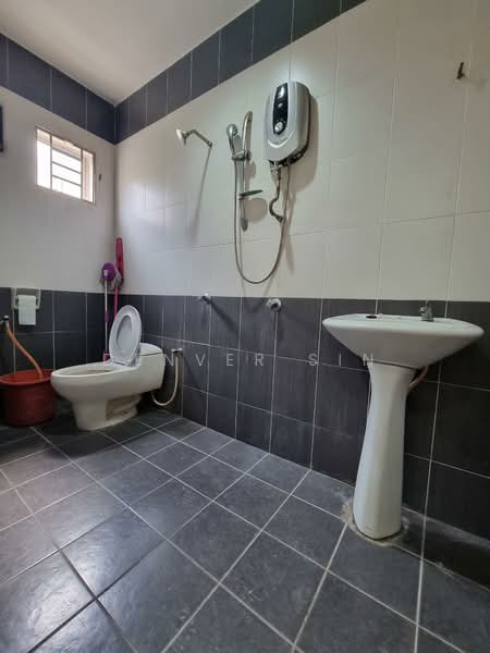 Bandar Mahkota Cheras untuk Untuk Dijual - RM 650,000, Apr 2026 - Bathroom - PropertyGuru.com.my