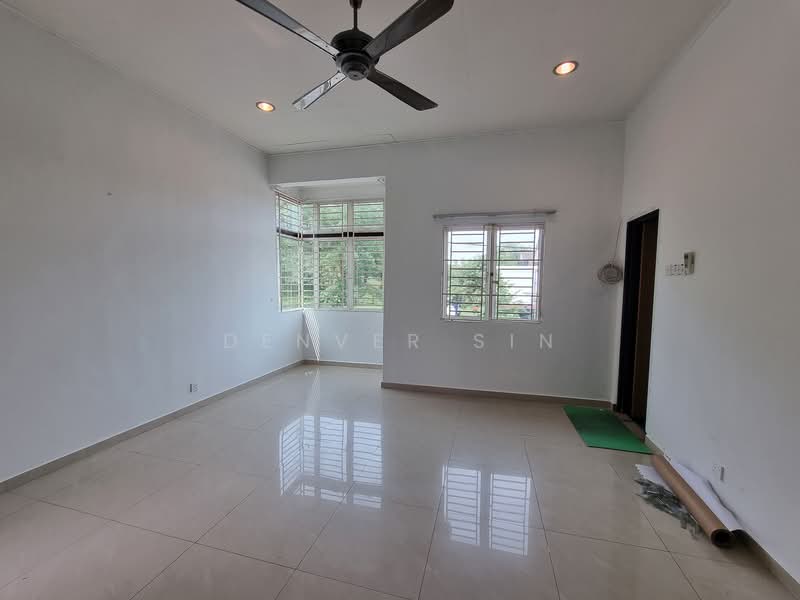 Bandar Mahkota Cheras untuk Untuk Dijual - RM 650,000, Apr 2026 - Living Room - PropertyGuru.com.my