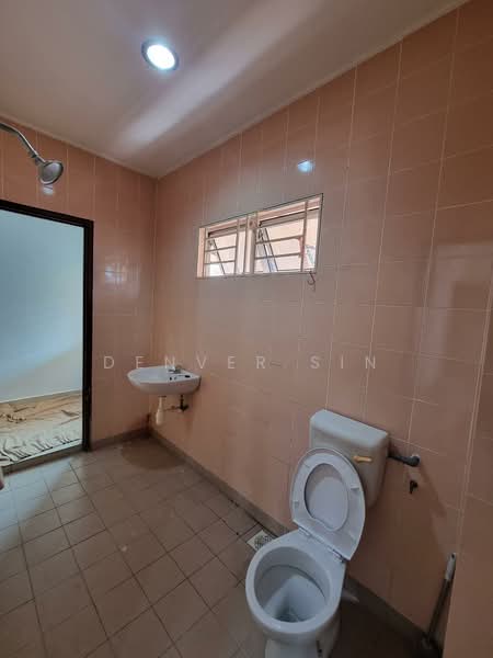 Bandar Mahkota Cheras untuk Untuk Dijual - RM 650,000, Apr 2026 - Bathroom - PropertyGuru.com.my