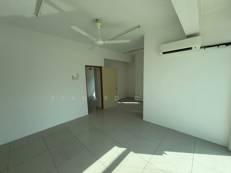 Semi-Detached House for Sale in Pantai Jerejak (Bayan Lepas) - Bernard Chew - Interior - PropertyGuru.com.my
