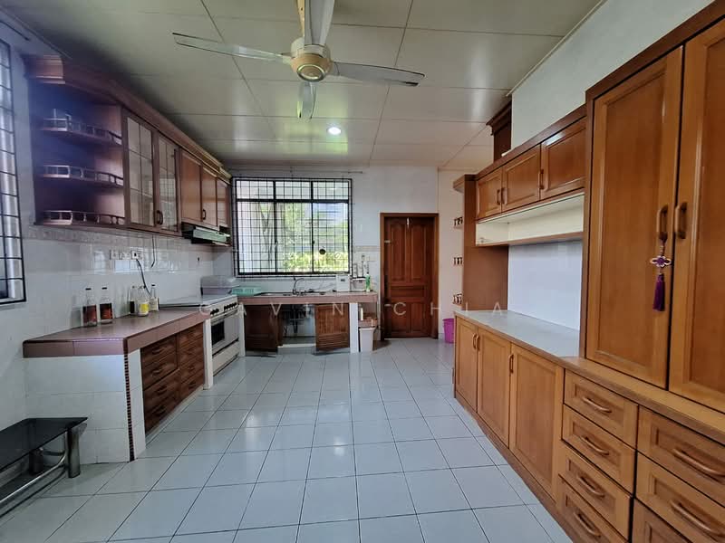 Taman Likas Jaya untuk Untuk Dijual - RM 2,200,000, Feb 2026 - Kitchen - PropertyGuru.com.my