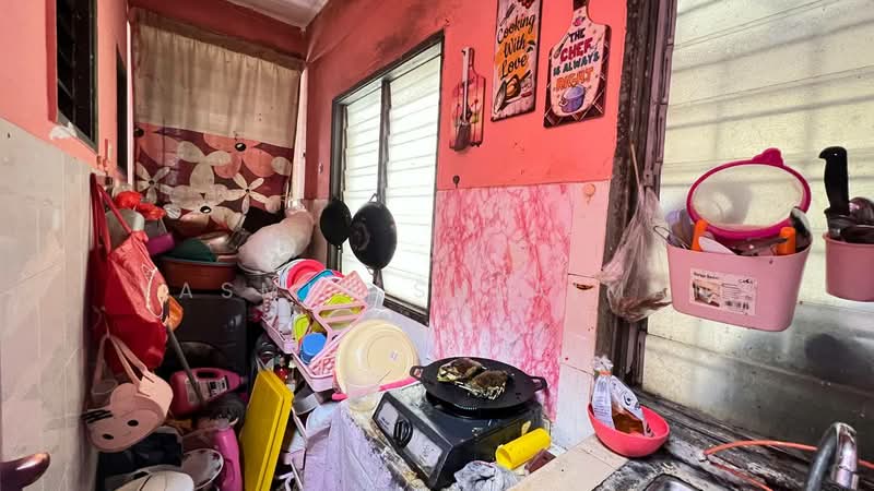 Apartment for Sale at Taman Cheras Intan - Yasmin Sulaiman - Kitchen - PropertyGuru.com.my