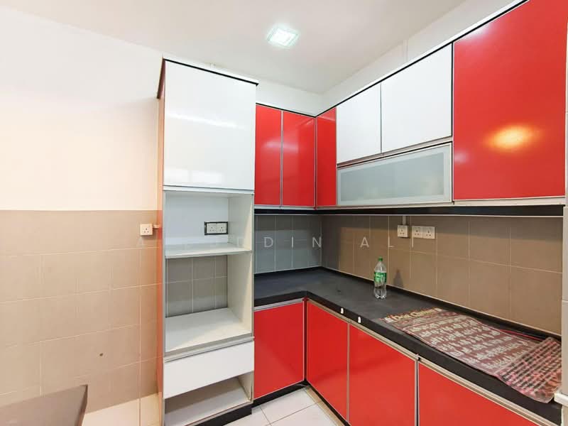2-storey Terraced House for Sale in Klang (Selangor) - Aizuddin Ali - Kitchen - PropertyGuru.com.my