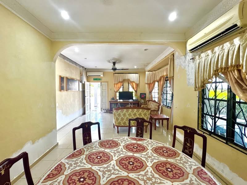 Bungalow for Sale in Bagan Pinang (Port Dickson) - Wan Azlan Ahmad - PropertyGuru.com.my