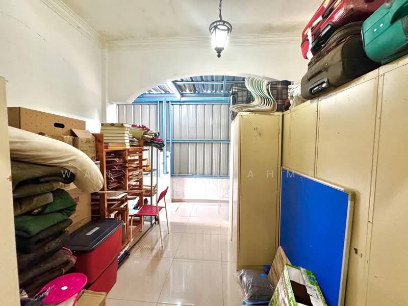 Bungalow for Sale in Bagan Pinang (Port Dickson) - Wan Azlan Ahmad - PropertyGuru.com.my