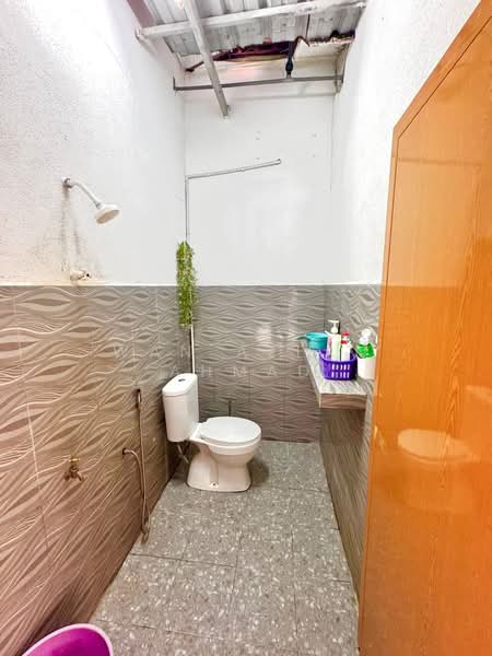 Bungalow for Sale in Bagan Pinang (Port Dickson) - Wan Azlan Ahmad - PropertyGuru.com.my