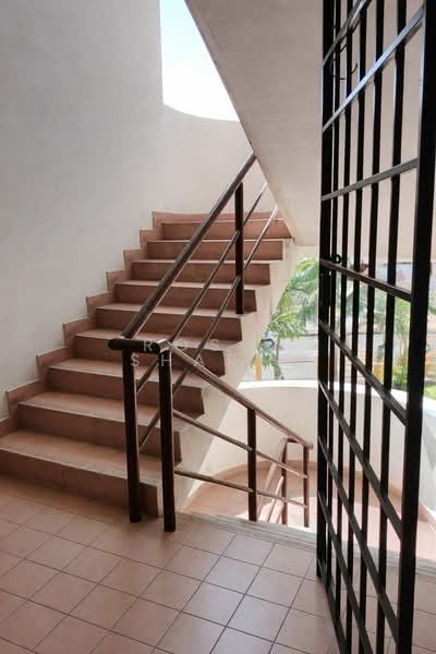 Anjung Villa untuk Untuk Dijual - RM 490,000, Feb 2026 - Exterior - PropertyGuru.com.my