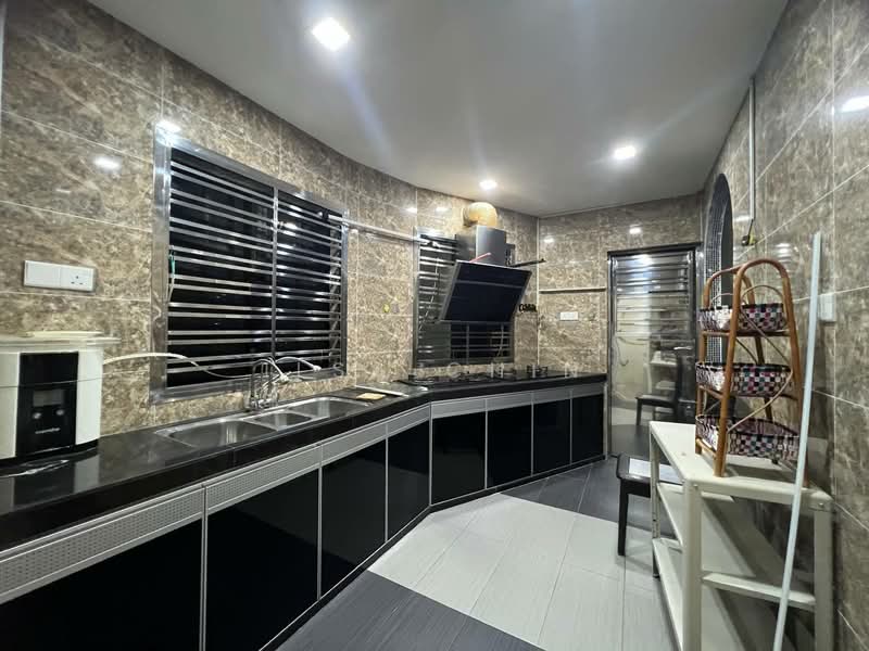 2-storey Terraced House for Sale in Bukit Indah (Iskandar Puteri (Nusajaya)) - Ilsa Chin - Kitchen - PropertyGuru.com.my