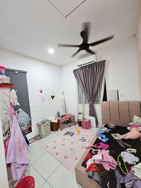 Avis 2 Alam Sari untuk Untuk Dijual - RM 880,000, Feb 2026 - Bedroom - PropertyGuru.com.my