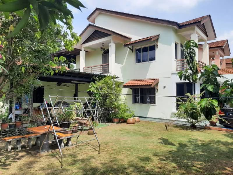 2-storey Terraced House for Sale in Taman Tasik Prima (Puchong) - Steven Tan - Exterior - PropertyGuru.com.my