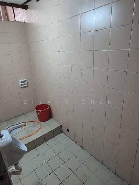 Shop / Office for Rent in Taman Subang Perdana (Sungai Buloh) - Ziyang Chen - Bathroom - PropertyGuru.com.my