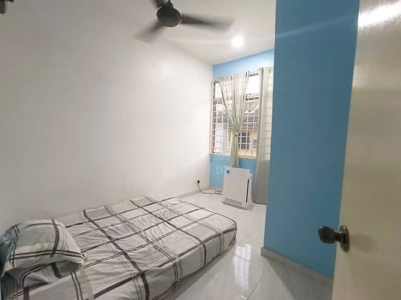 2-storey Terraced House for Sale in Taman Air Tawar Indah (Butterworth) - Aswad . - Bedroom - PropertyGuru.com.my