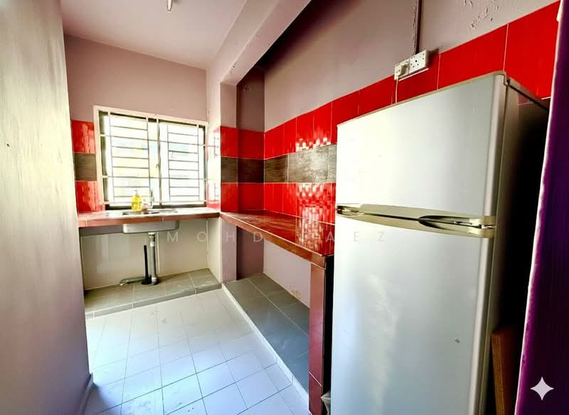 Flat for Sale at Jasa - Mohd Faez - Kitchen - PropertyGuru.com.my