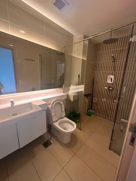 Service Residence for Sale at Suasana Bukit Ceylon / Raja Chulan Residences - Thomas Loh - Bathroom - PropertyGuru.com.my