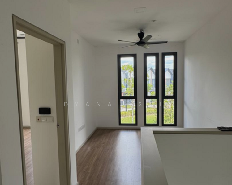 Rumah Teres untuk Dijual di Shah Alam (Selangor) - Dyana Asri - Living Room - PropertyGuru.com.my