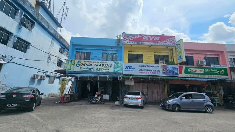 Shop for Sale in Kampung Sepakat (Masai) - Melinda Ee - Exterior - PropertyGuru.com.my