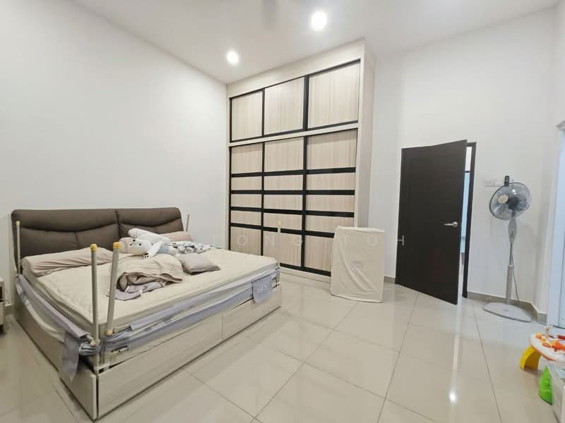2-storey Terraced House for Sale in Bandar Seri Alam (Masai) - Ee Fong Toh - Bedroom - PropertyGuru.com.my