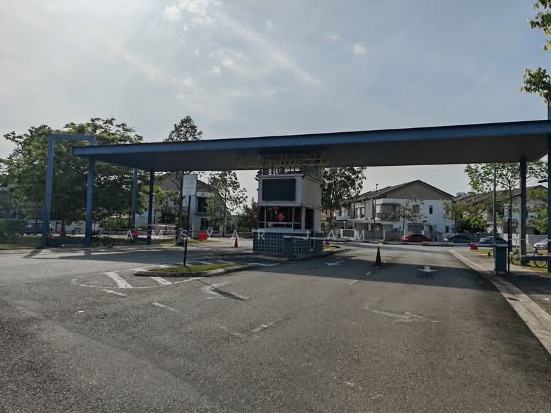 2-storey Terraced House for Sale in Bandar Rimbayu (Telok Panglima Garang) - Amsyar Jamil - Exterior - PropertyGuru.com.my