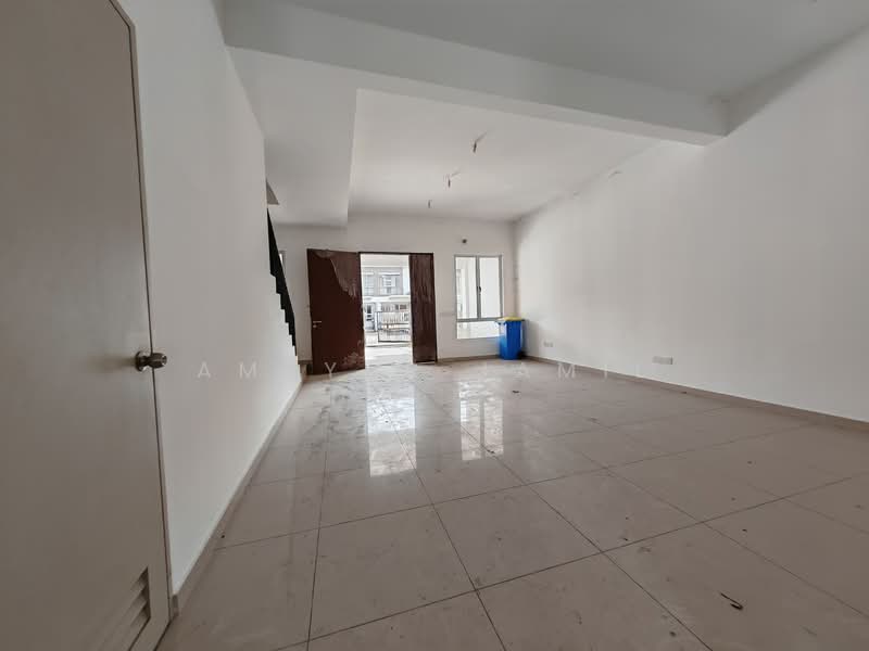 2-storey Terraced House for Sale in Bandar Rimbayu (Telok Panglima Garang) - Amsyar Jamil - Interior - PropertyGuru.com.my