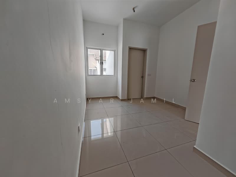 2-storey Terraced House for Sale in Bandar Rimbayu (Telok Panglima Garang) - Amsyar Jamil - Interior - PropertyGuru.com.my
