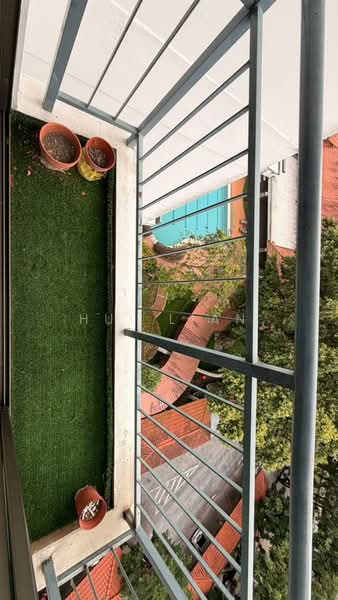 Apartment for Rent at Molek Pine 2 - Hui Lian - Balcony - PropertyGuru.com.my