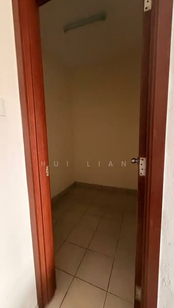 Apartment for Rent at Molek Pine 2 - Hui Lian - PropertyGuru.com.my